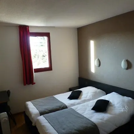 Hotel Logis L'etoile 2*