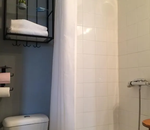 Logis L'etoile 2* Carcasona