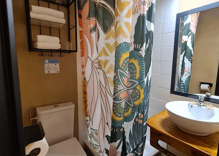 Logis L'etoile Hotel