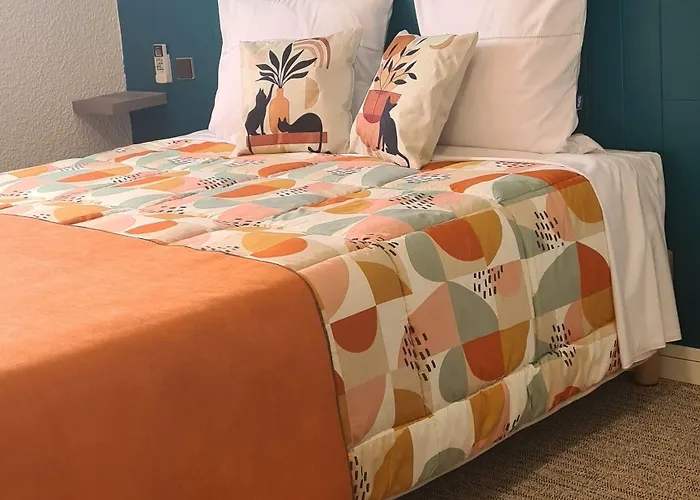 Logis L'etoile Carcasona