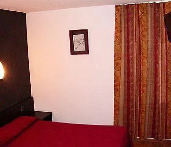 Logis L'etoile Hotel Carcasona