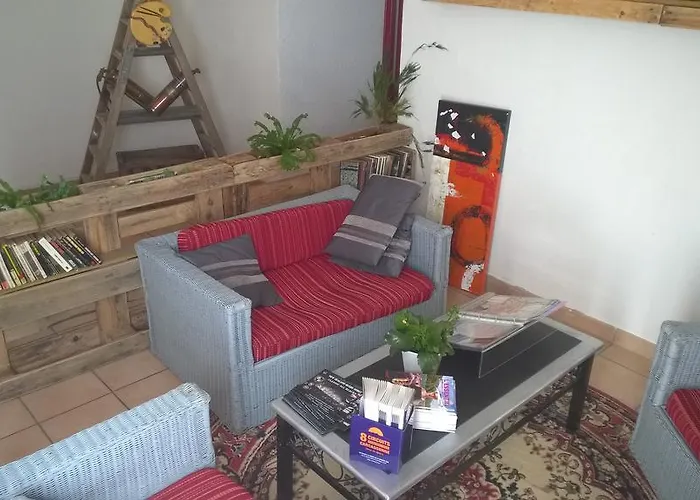 Logis L'etoile Hotel 2*