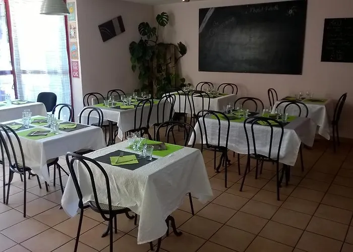 Logis L'etoile Carcasona