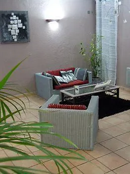 Hotel Logis L'etoile Carcasona