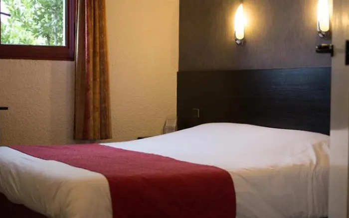 Hotel Logis L'etoile Carcasona